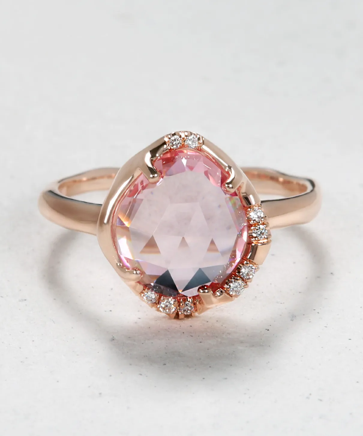Aphenos Peachy Pink Sapphire Ring