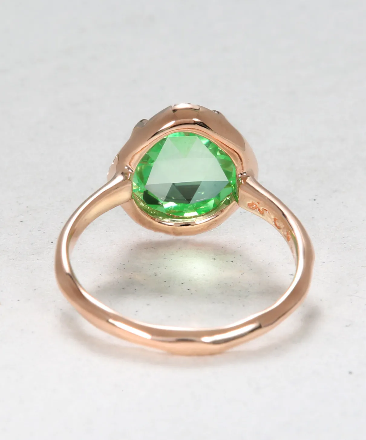 Aphenos Teal Sapphire Ring