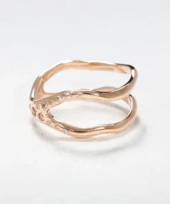 Sculpted Wheel Ring